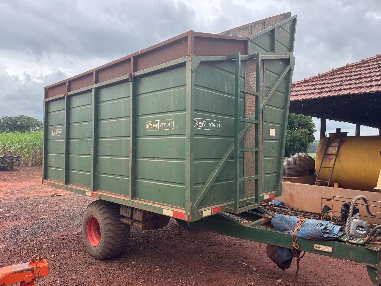 Transbordo de amendoim k b m . Ano 2014 com 5 torcedores semi novo  Único dono proto para trabalhar valor 75 mil - Foto 8