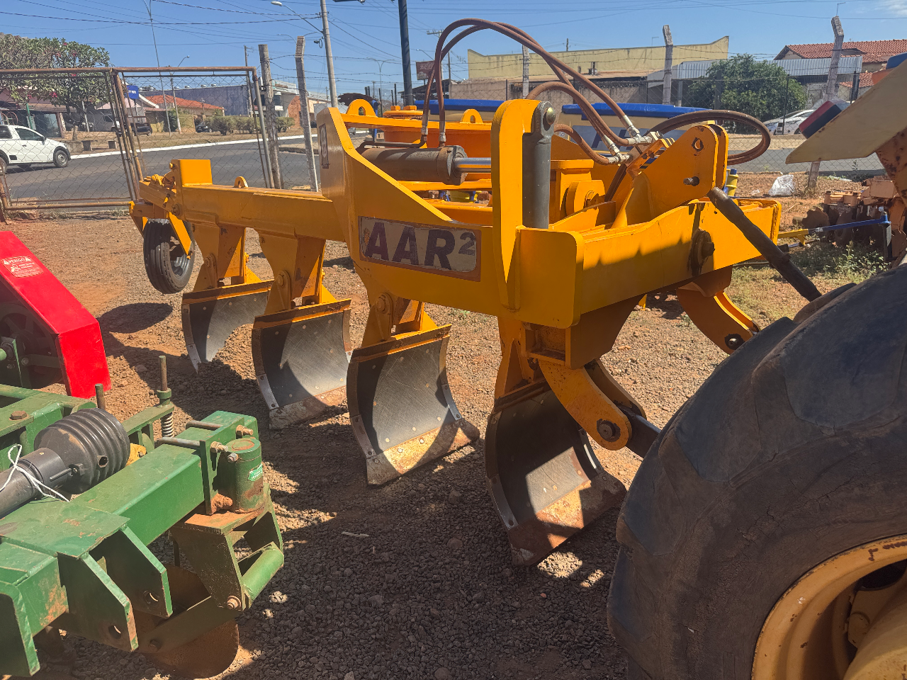 Arado AAR2 ano 2022  Com 4 paz semi novo  Único dono proto para trabalhar  Oportunidade de negócios  Valor 55 mil - Foto 6