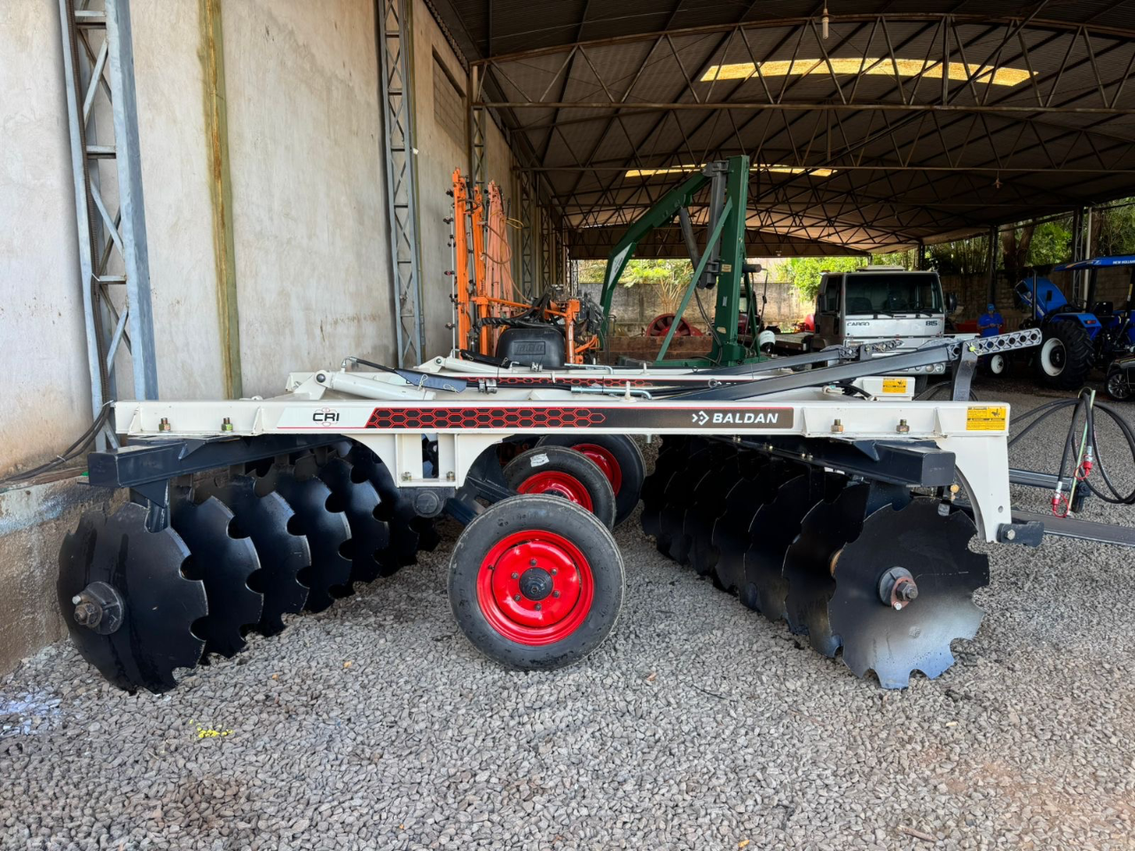 Grade aradora intermediária  Com 14/28/270 ano 2025  Modelo crl 14/28 nova sem uso Baldan valor 50 mil - Foto 2