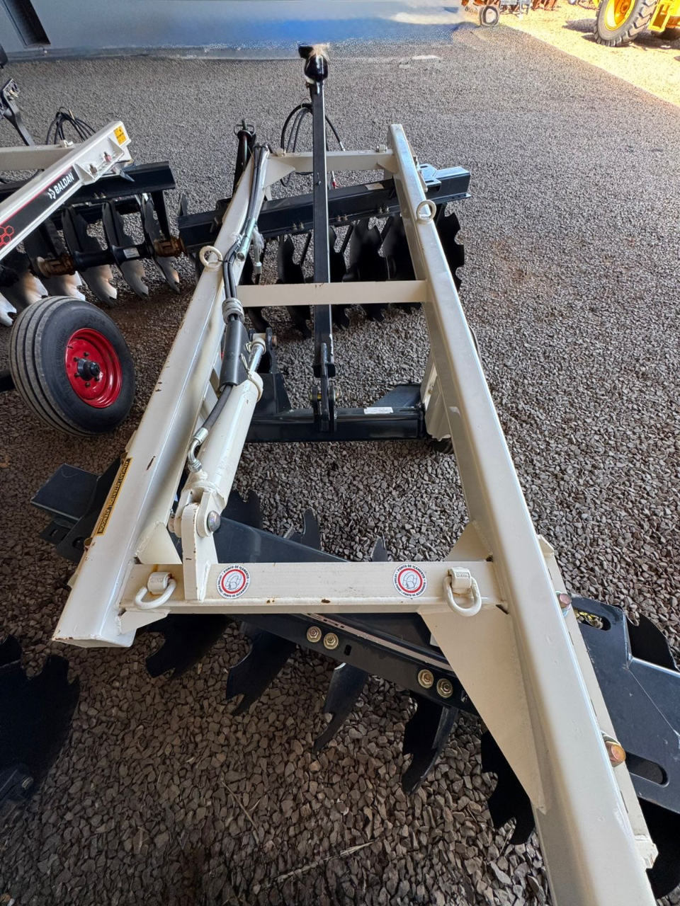 Grade aradora intermediária  Com 14/28/270 ano 2025  Modelo crl 14/28 nova sem uso Baldan valor 50 mil - Foto 8