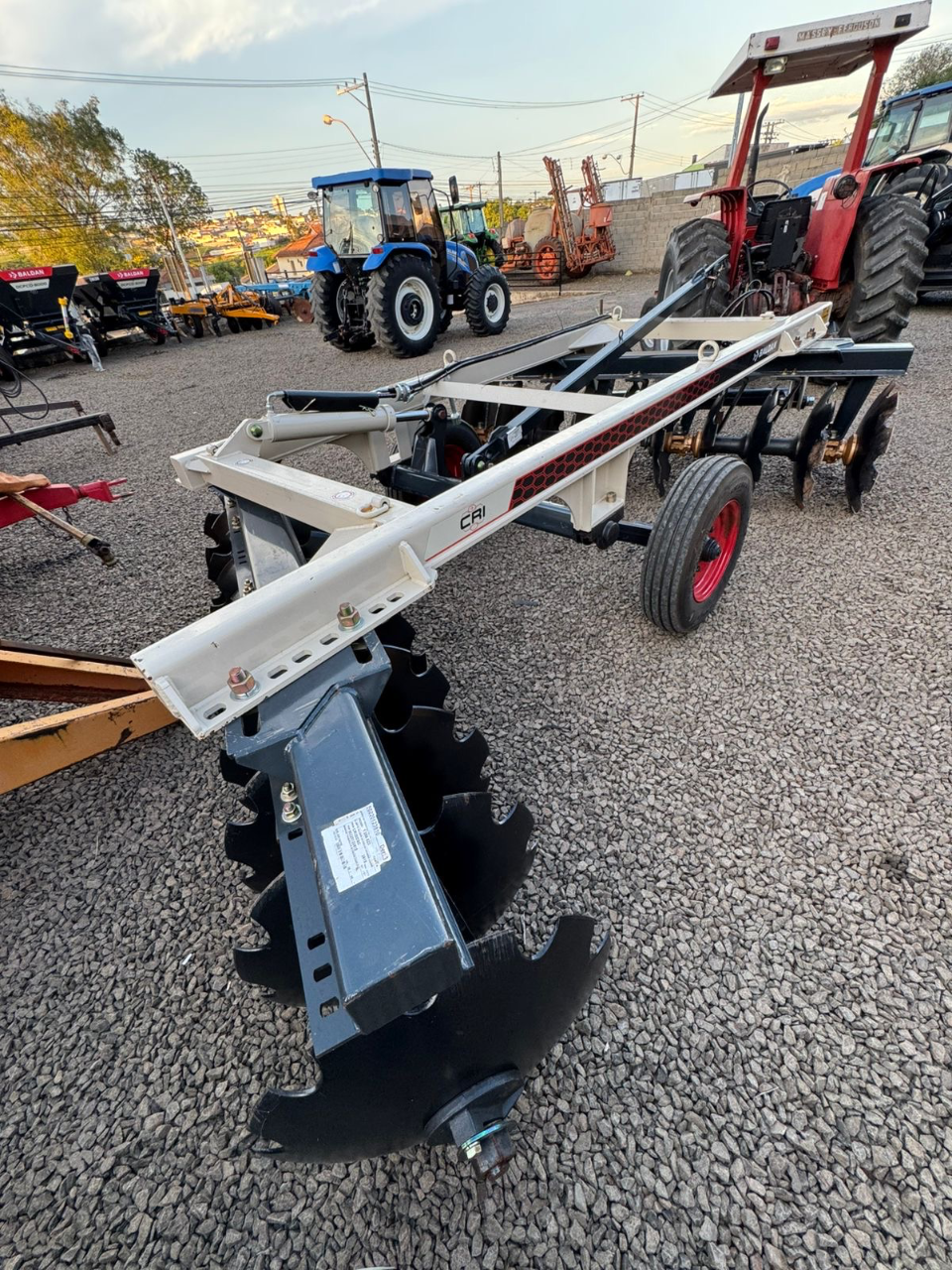 Grade aradoura intermediária Baldan ano 2025 Nova sem uso com 20x28x270  Crl 20/28 valor 50 mil - Foto 3