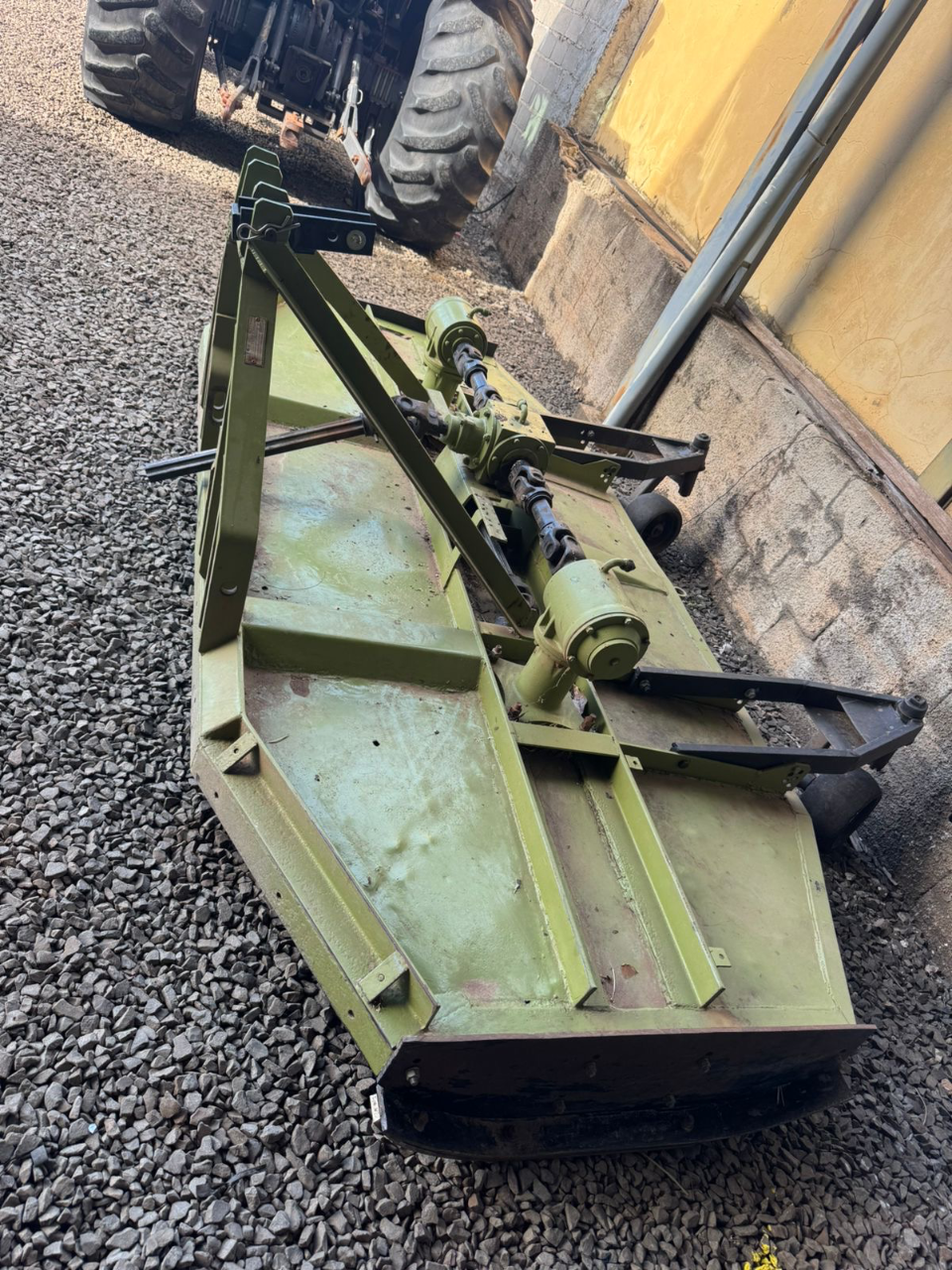 Roçadeira kamaq ano 2013 Com 3 mrs de largura  Revisado único dono  Pronto para trabalhar  Oportunidade de negócios  Valor 32 mil - Foto 9