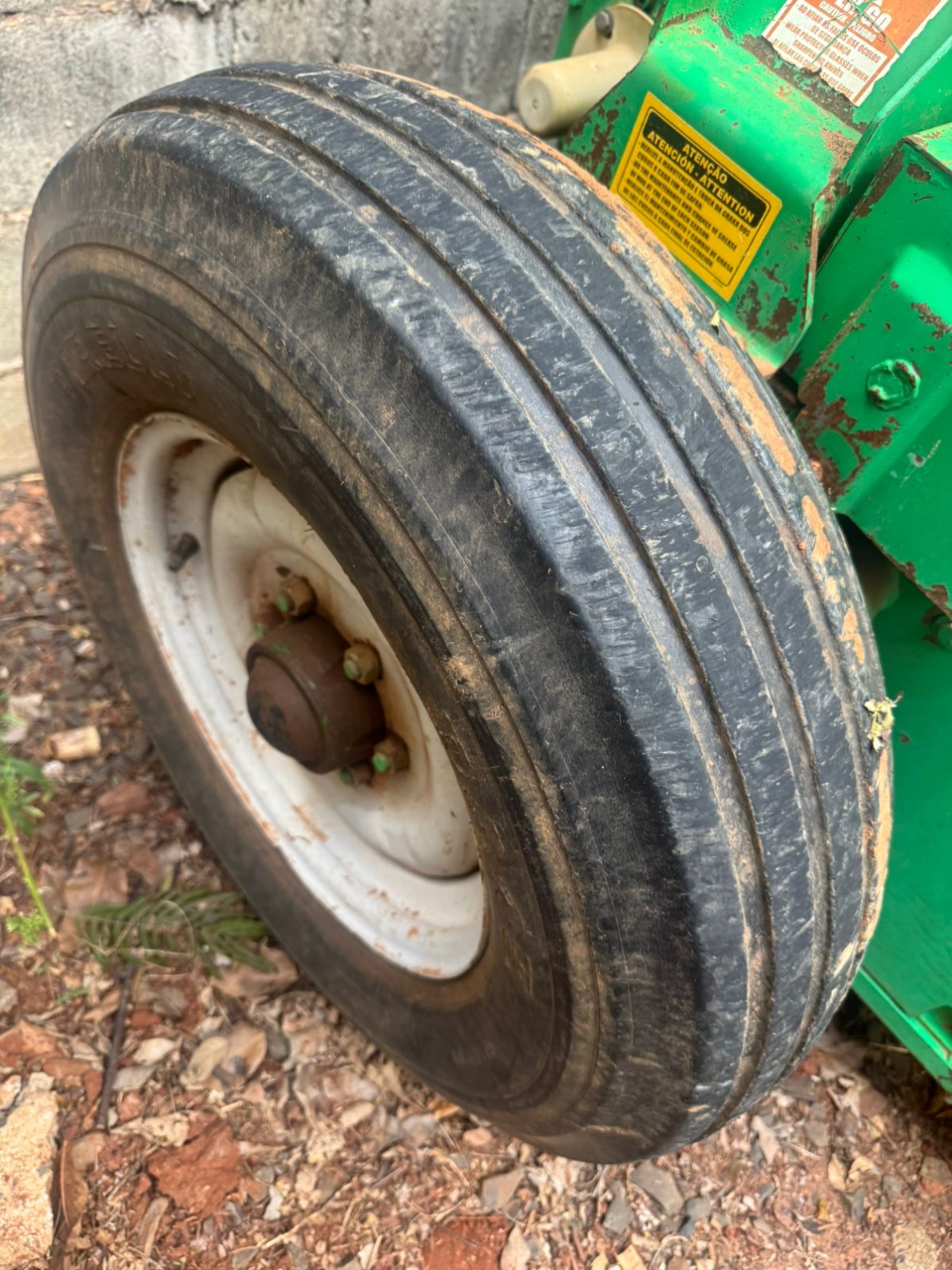 Forrageira Jf com duas bocas  Double c 240  Semi nova ano 2018 Único dono proto para trabalhar  Oportunidade de negócios  Valor 50 mil - Foto 6