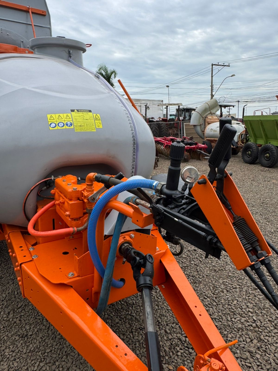 Arbus 4 mil lts jacto Ano 2013  Valor 100 mil - Foto 6