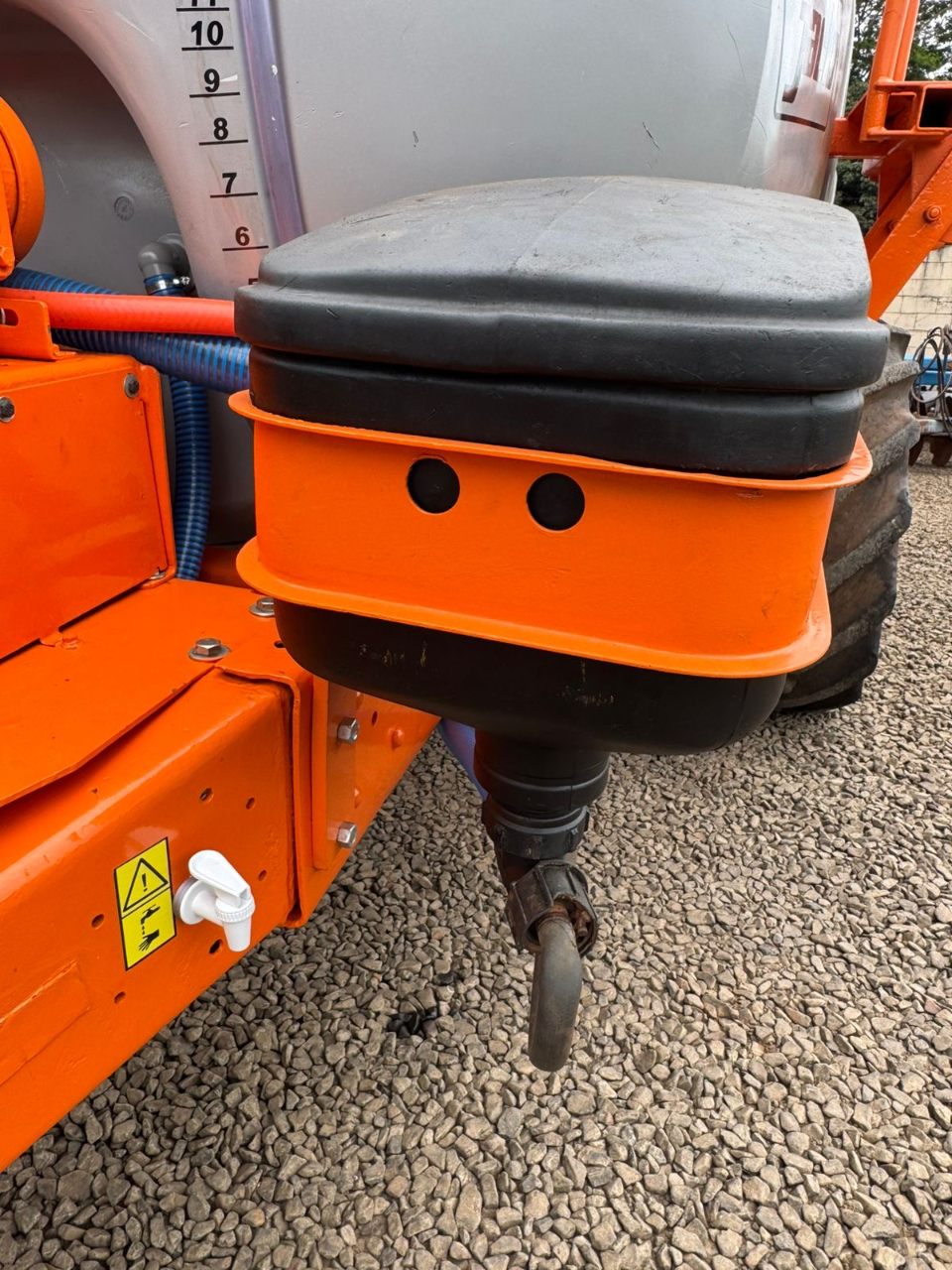 Arbus 4 mil lts jacto Ano 2013  Valor 100 mil - Foto 8