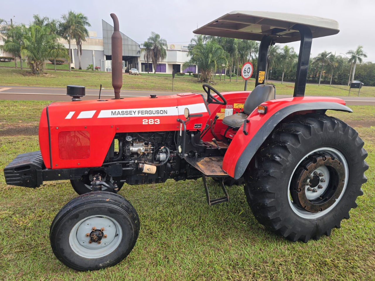 Trator Massey Ferguson 283 ano 2008 com redutor Com comando duplo Revisado valor 105 mil - Foto 1
